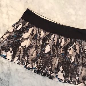 Lululemon tennis/workout skirt